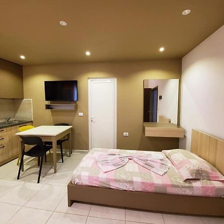 Eliona Apartments ซารานเดอ ภายนอก รูปภาพ